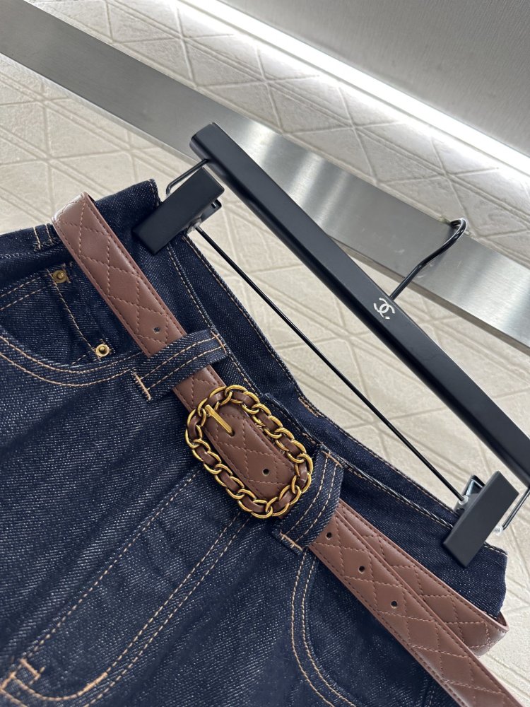 Джинсы женские фото 8