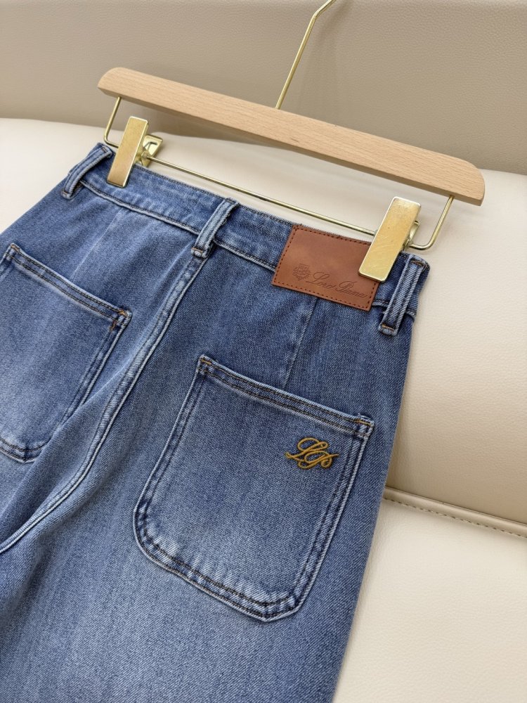 Джинсы женские фото 8