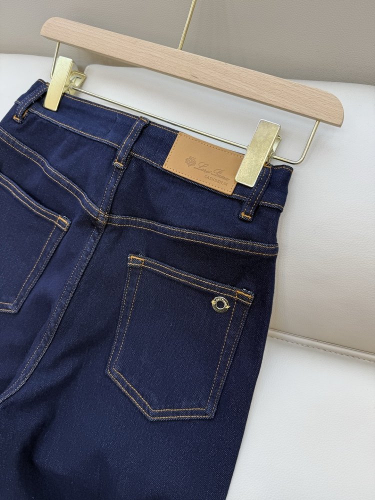 Джинсы женские фото 8