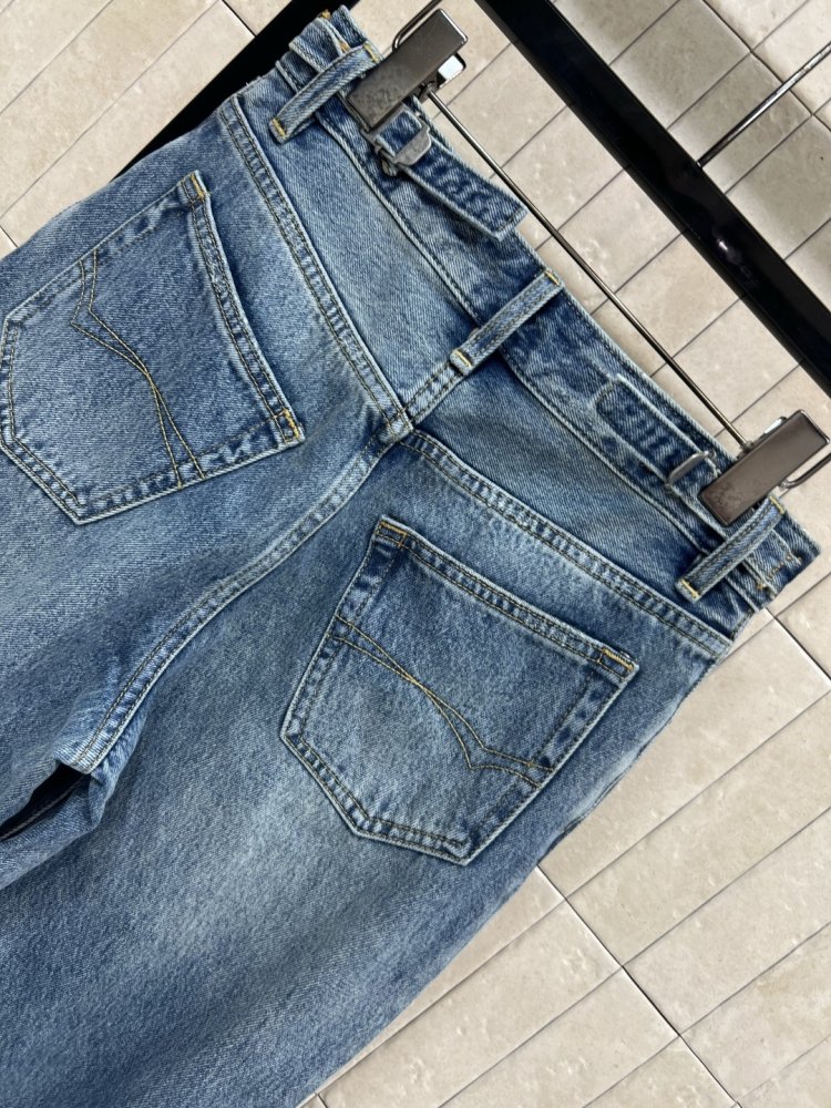 Джинсы женские фото 8