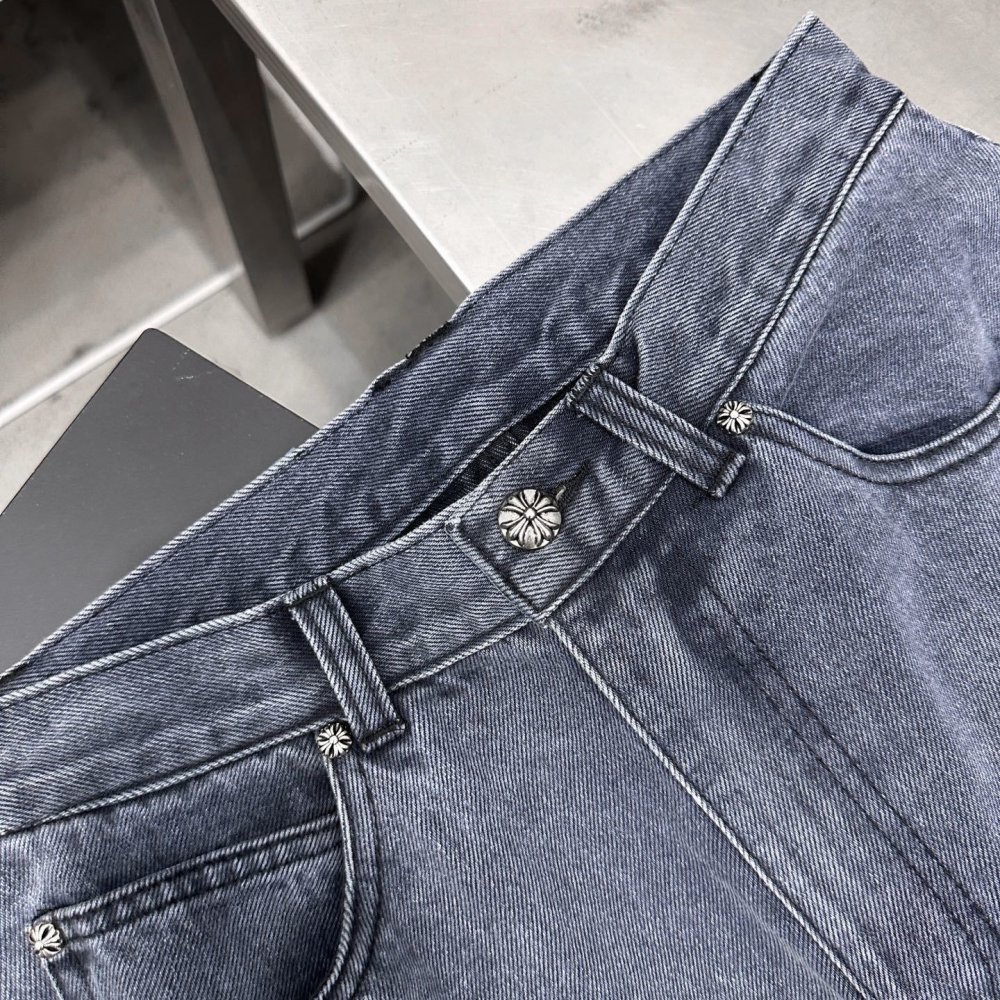 Джинсы женские фото 8