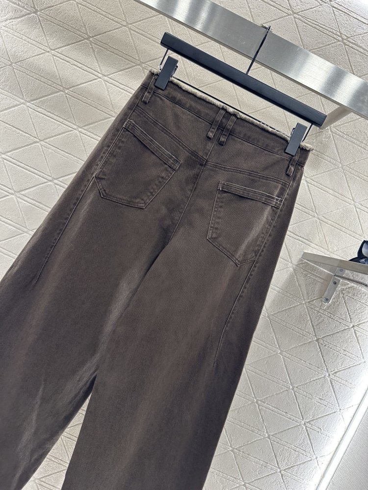 Джинсы женские фото 8