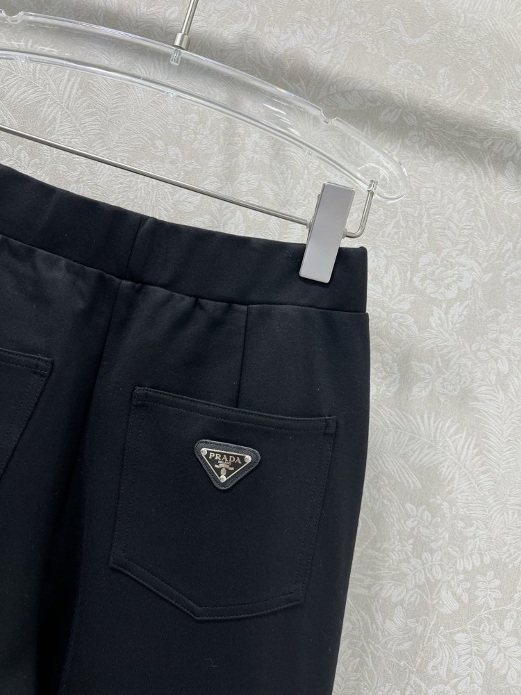 Джинсы женские фото 8