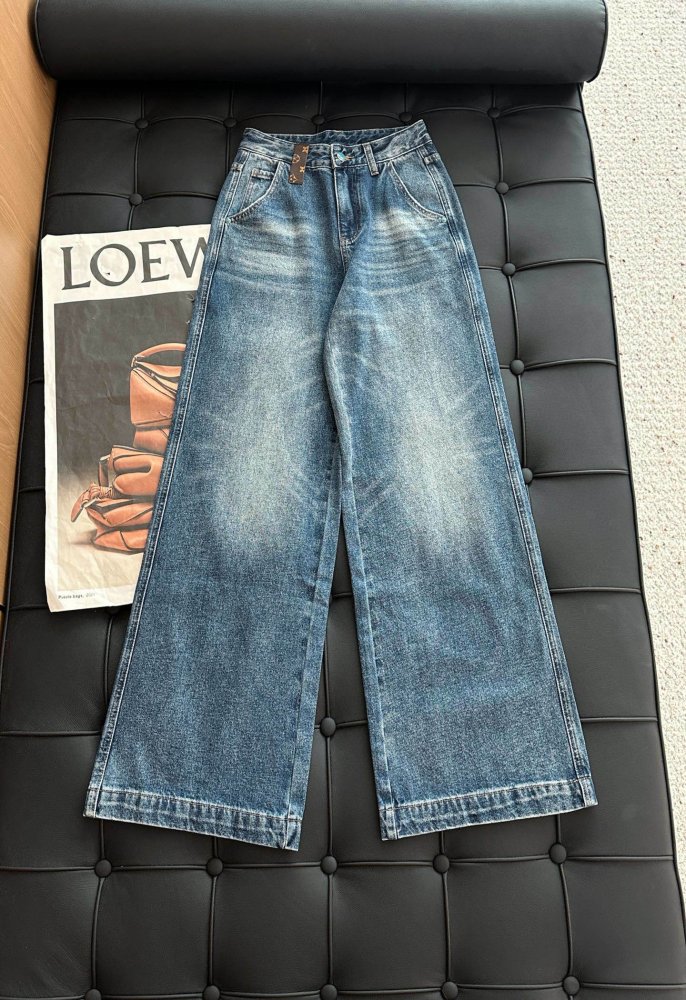 Джинсы женские фото 8