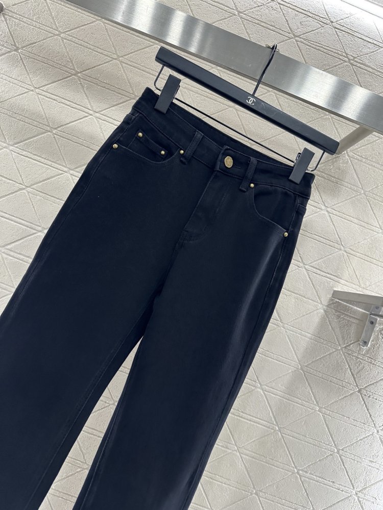 Джинсы женские фото 8