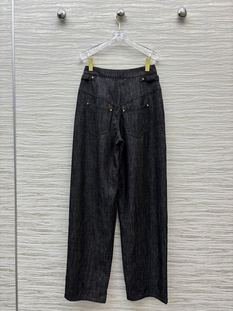 Джинсы женские фото 8