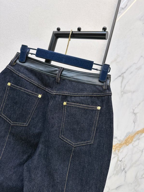 Джинсы женские фото 8