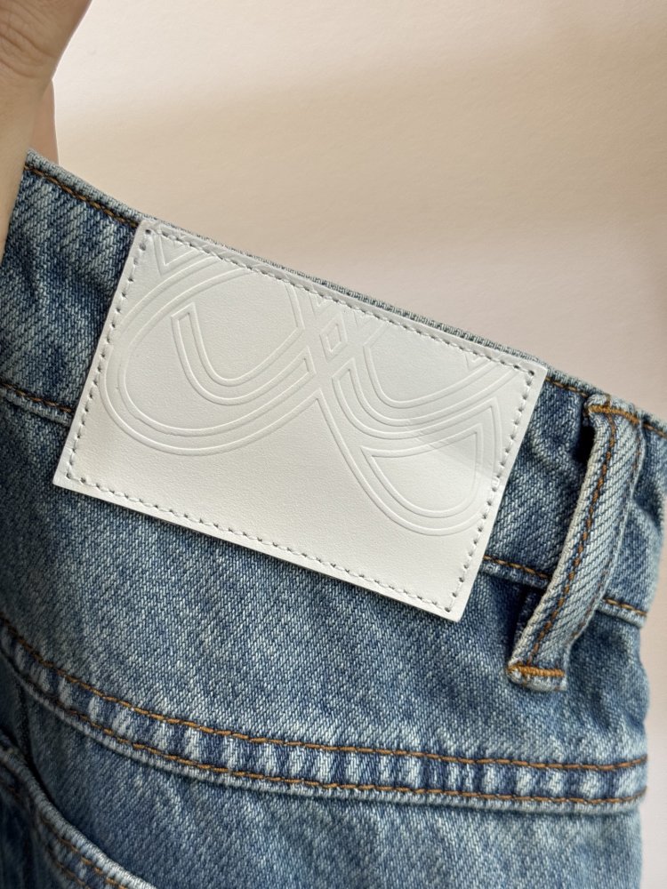 Джинсы женские фото 8