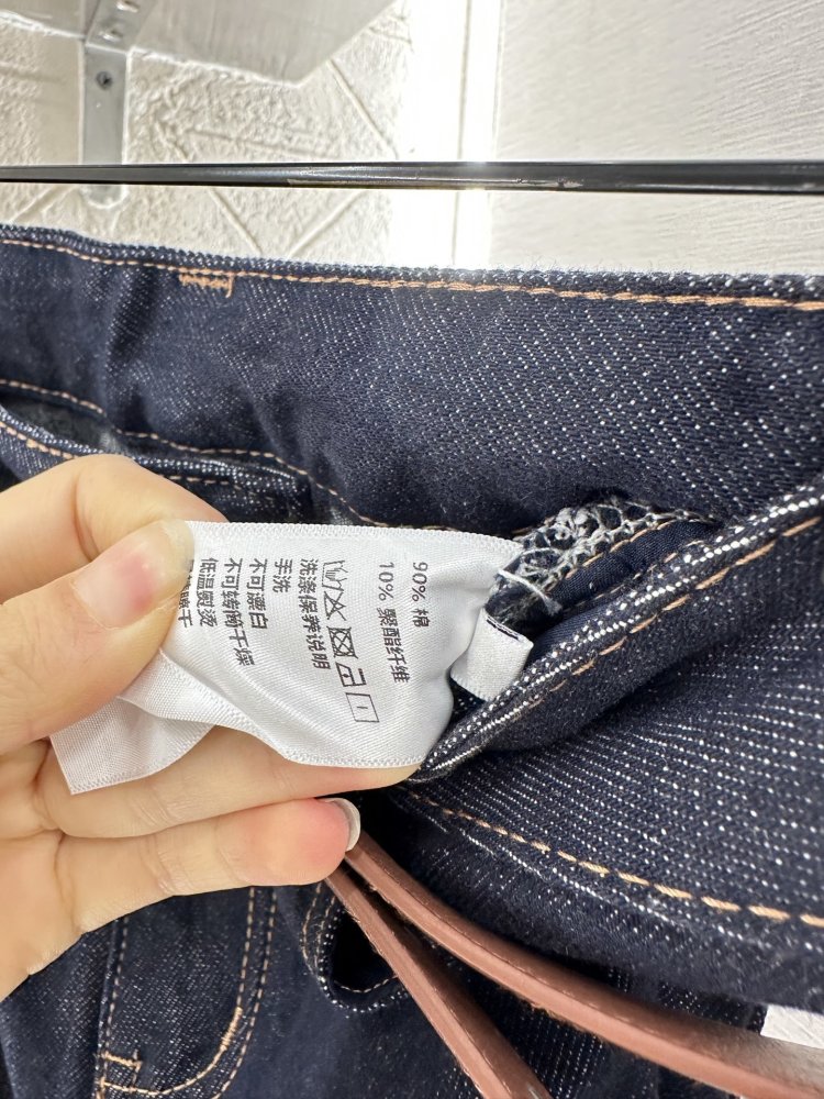 Джинсы женские фото 9