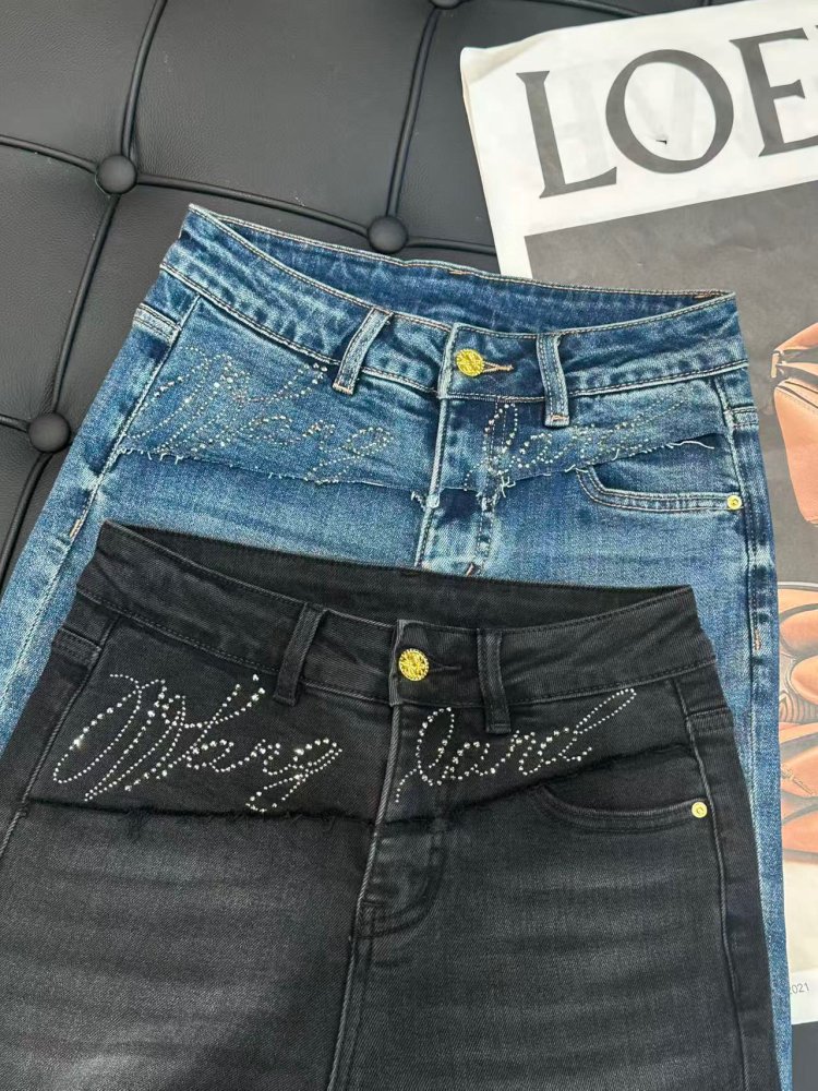 Джинсы женские фото 9