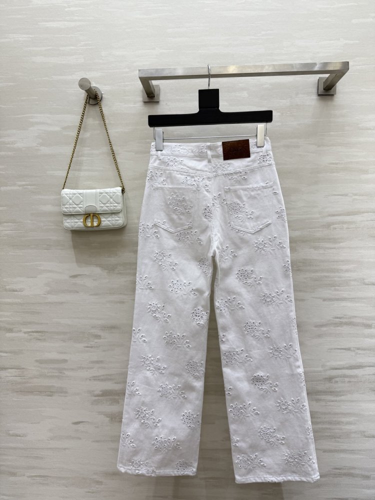 Джинсы женские фото 9