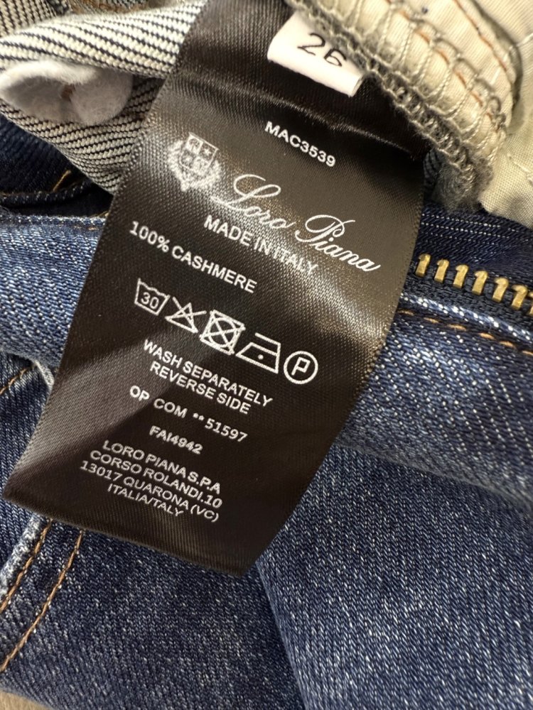 Джинсы женские фото 9