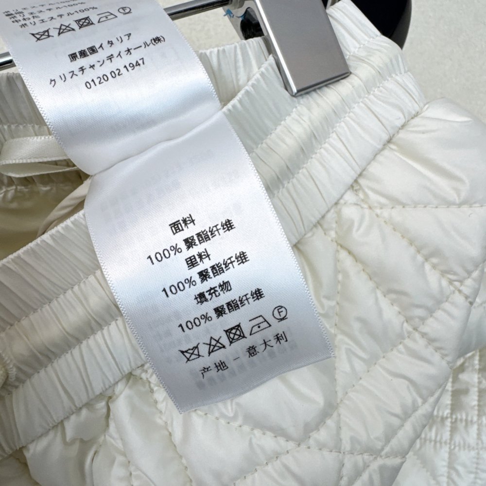 Джинсы женские фото 9