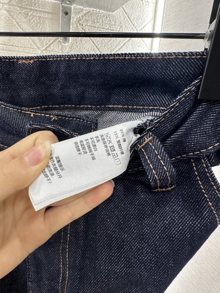 Джинсы женские фото 9