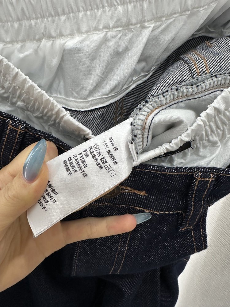 Джинсы женские фото 9