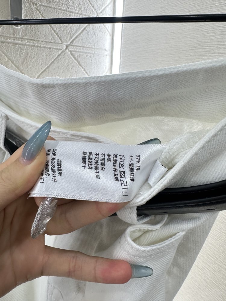 Джинсы женские фото 9