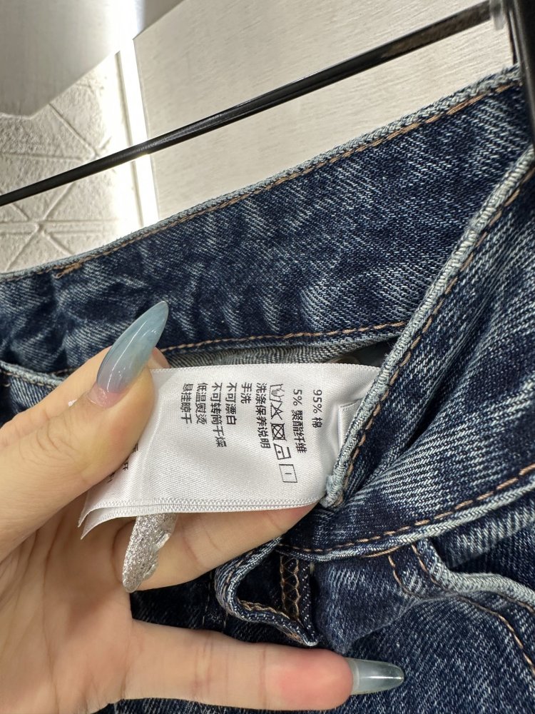 Джинсы женские фото 9