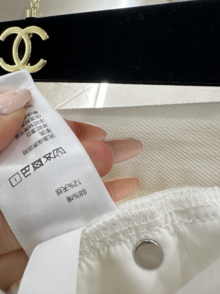 Джинсы женские фото 9