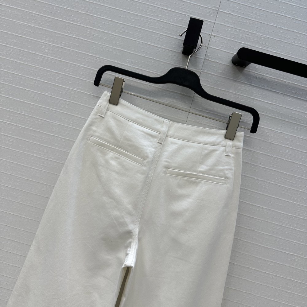 Джинсы женские фото 9