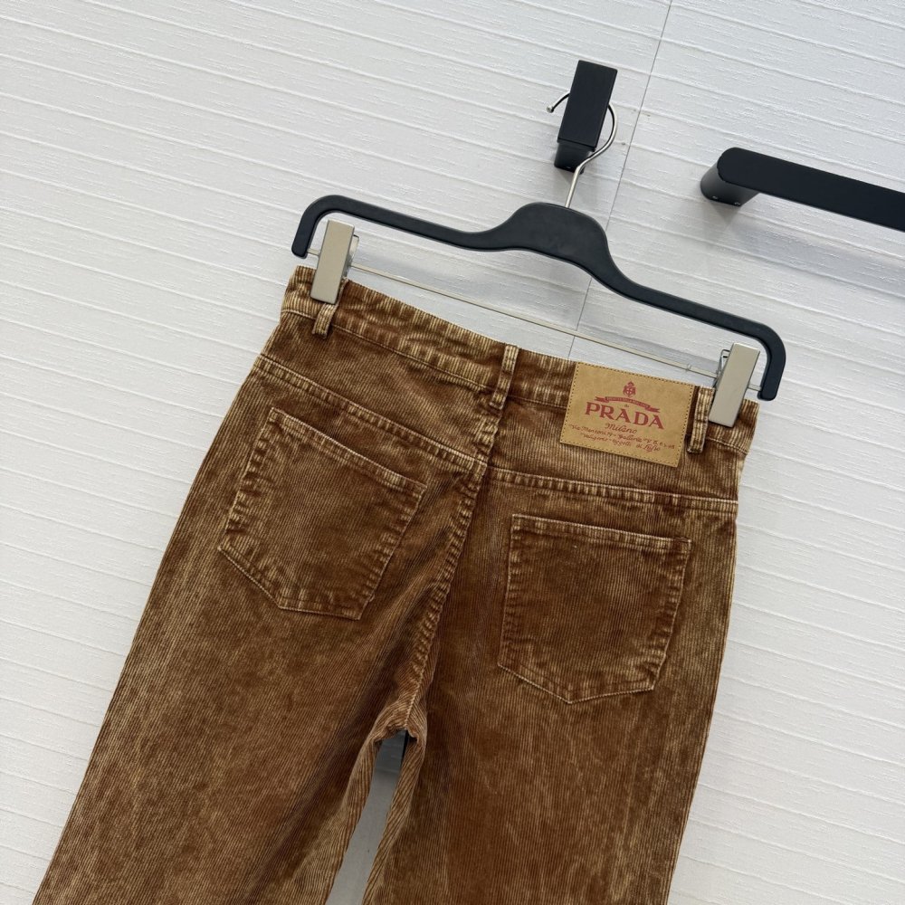 Джинсы женские фото 9