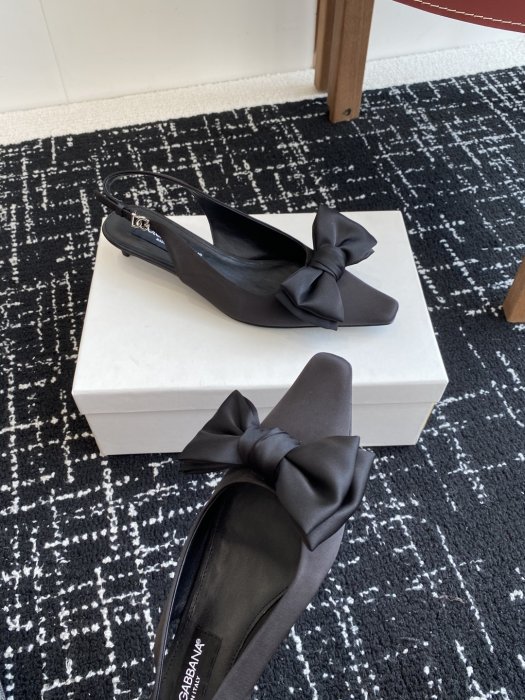 Босоножки фото 6