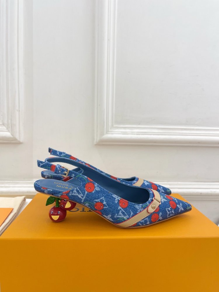 Босоножки фото 2