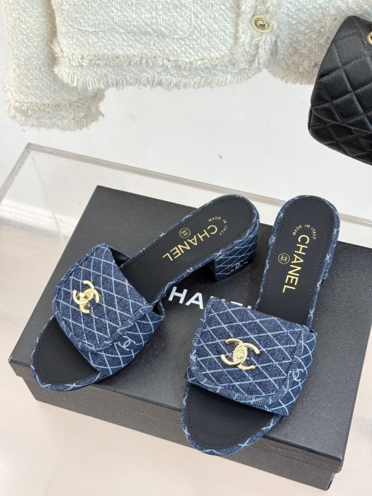 Босоножки фото 2