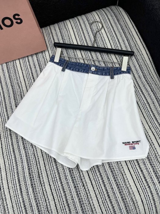 Shorts women's