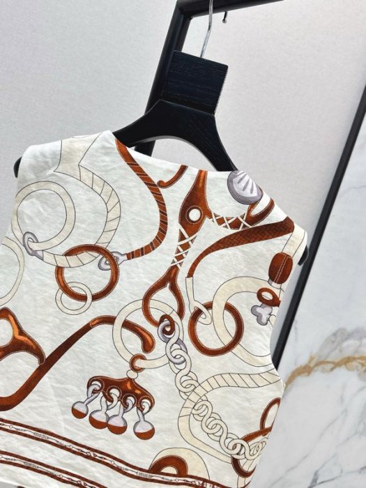 Costume female фото 9