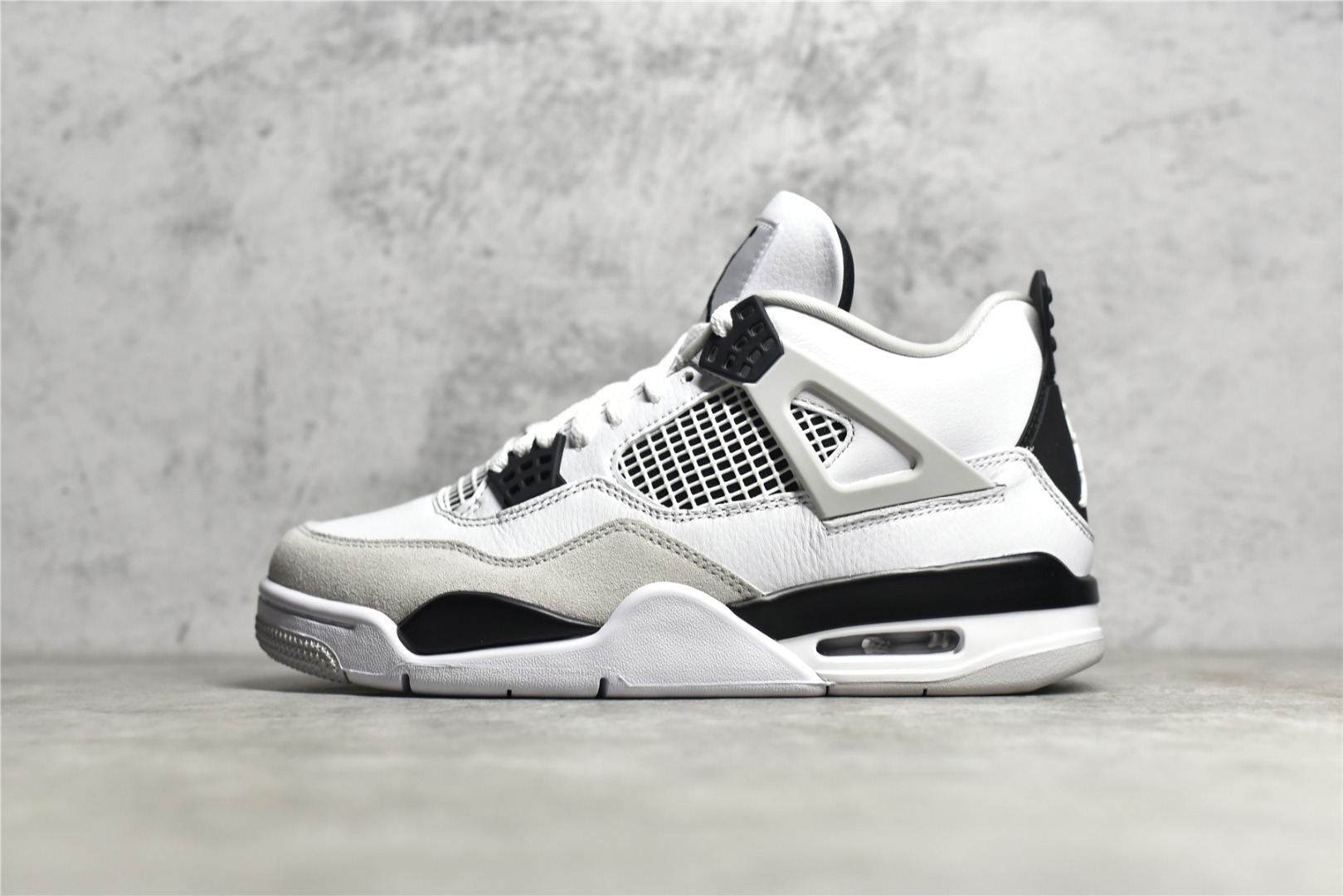 Кросівки Air Jordan 4 Retro DH6927 111