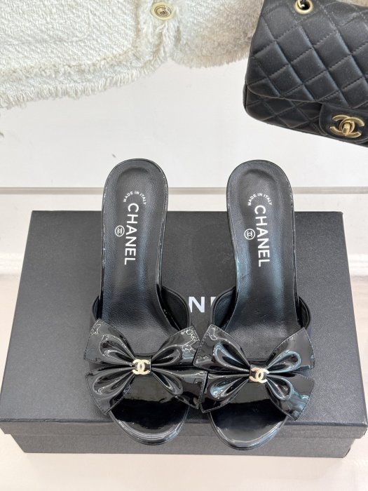 Босоножки фото 4