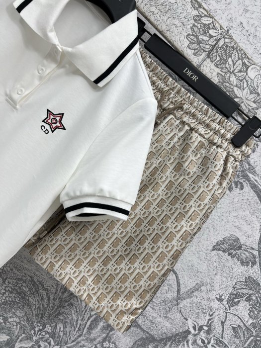 Костюм женский фото 6