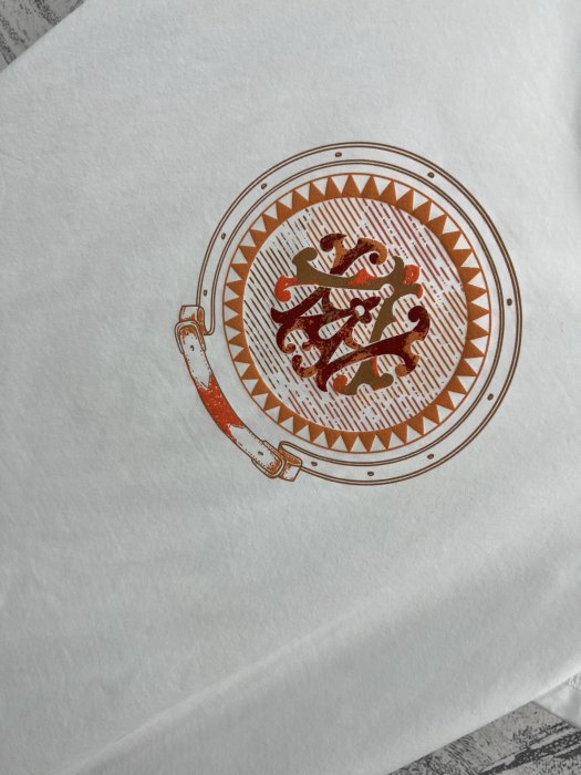 T-shirt women's фото 3