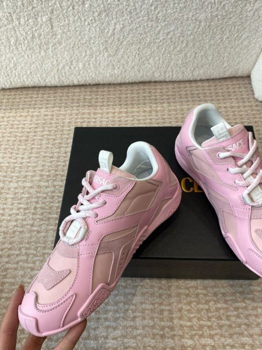 Кроссовки фото 6