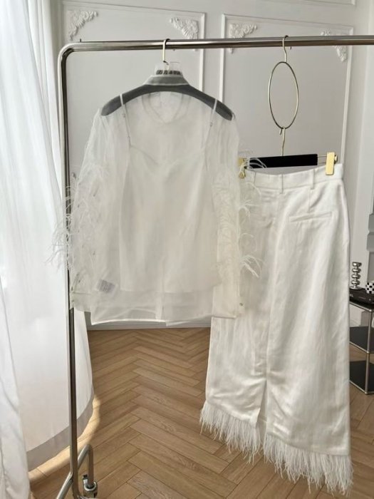 Costume female фото 7