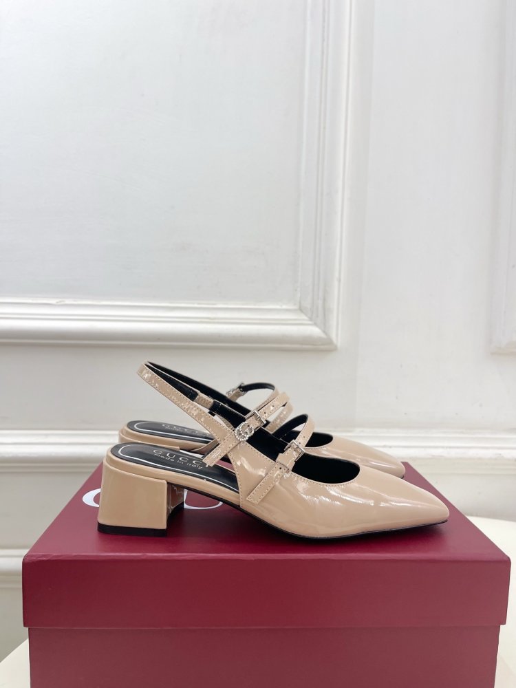 Босоніжки фото 2