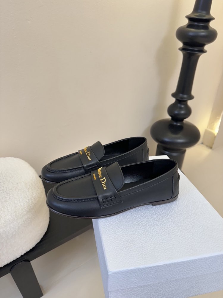 Лоферы женские фото 5