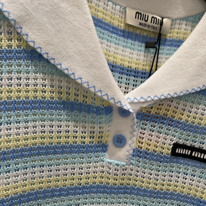 T-shirt women's фото 5