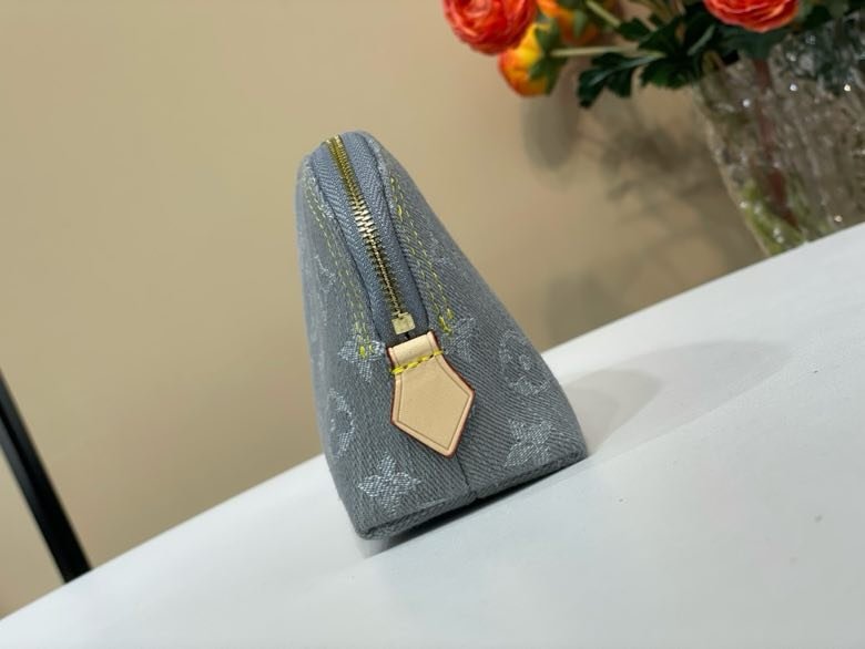 A bag beautician Pochette Cosmetique M47515 фото 3