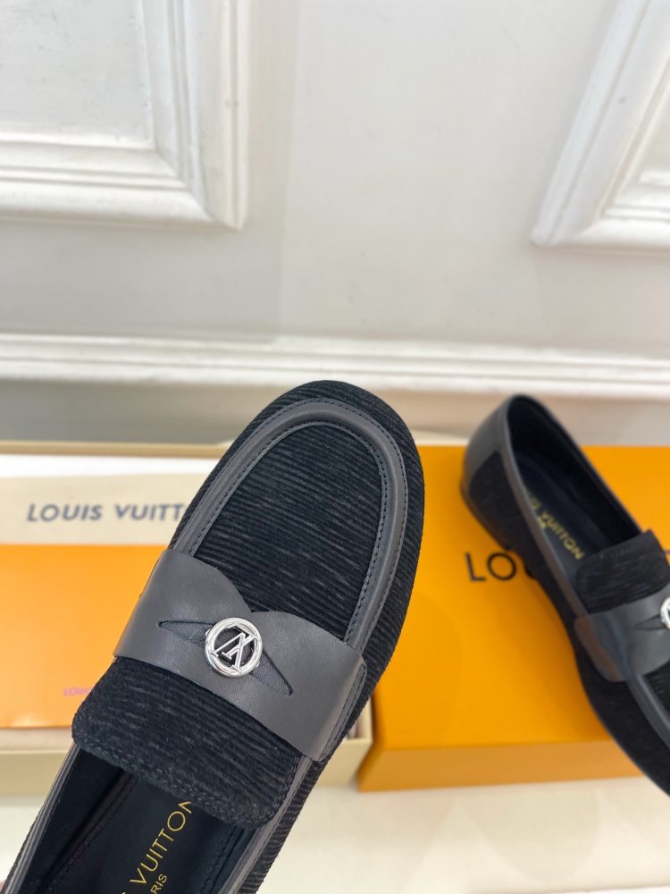 Лоферы женские фото 6