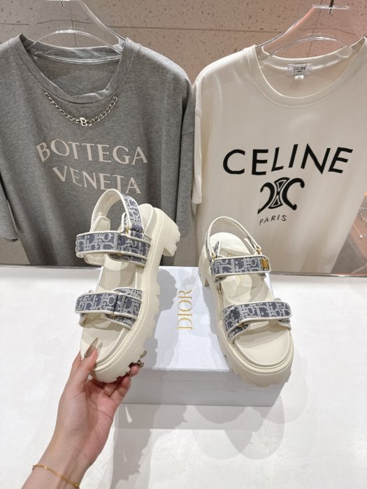 Взуття фото 4