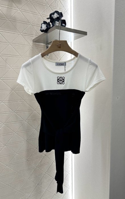 Футболка женская