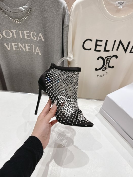 Босоножки фото 5