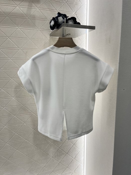 Футболка жіноча фото 2