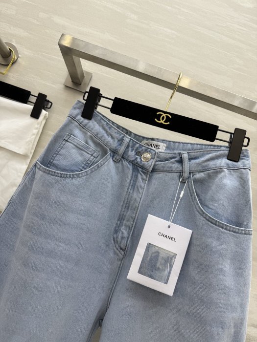 Джинси жіночі фото 3