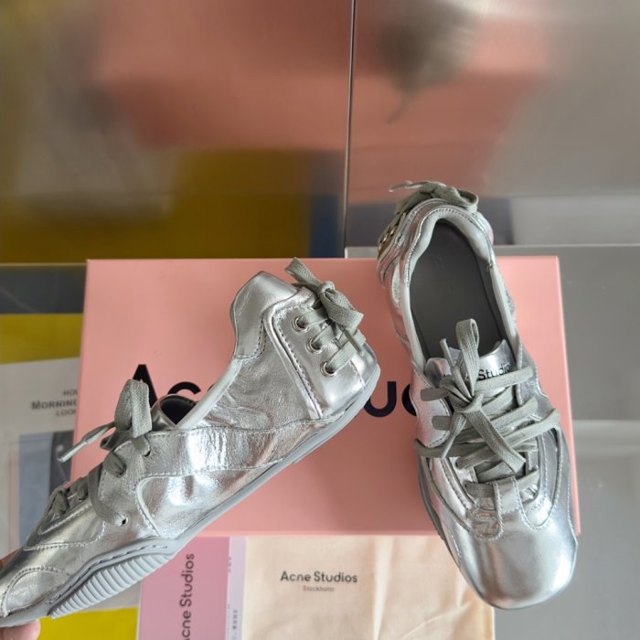 Кросівки фото 3