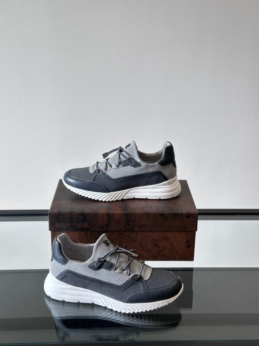 Кросівки фото 4