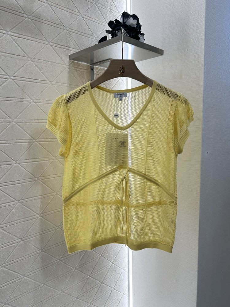 Футболка женская