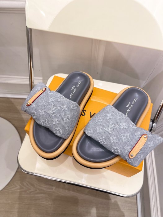 Шлепанцы фото 3