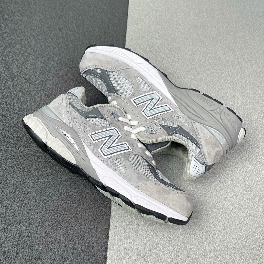 Sneakers NB 990 v3 M990GY3 фото 9